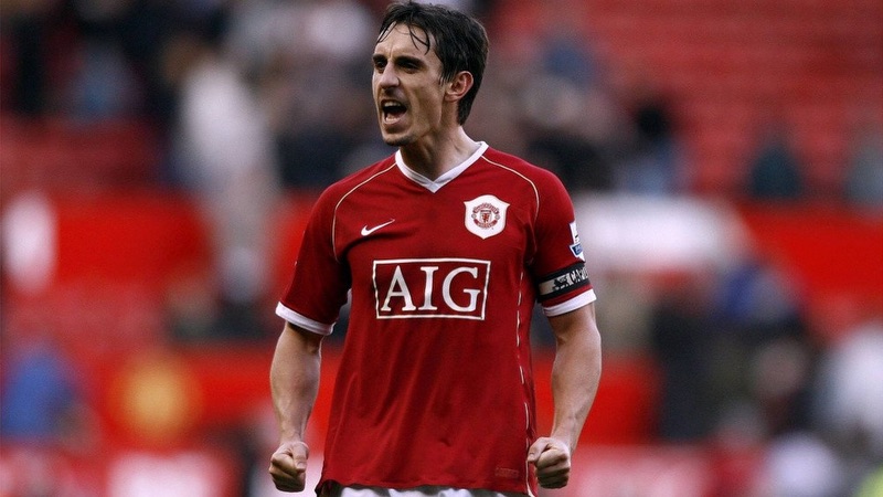 Gary Neville cũng dành cả sự nghiệp của mình cho MU Gary Neville cũng dành cả sự nghiệp của mình cho MU