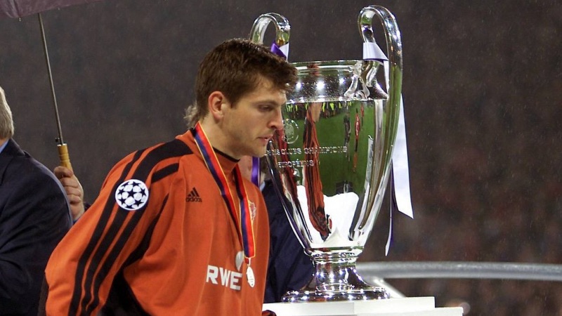 Hans Jorg Butt là thủ thành có tiếng của châu Âu nhưng cũng có thành tích ghi bàn ấn tượng