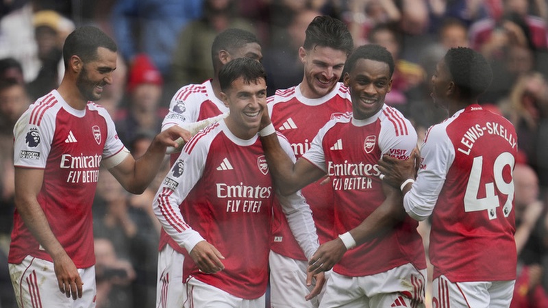 Pháo thủ gặp bất lợi lớn khi mà gặp rất nhiều chấn thương Pháo thủ gặp bất lợi lớn khi mà gặp rất nhiều chấn thương