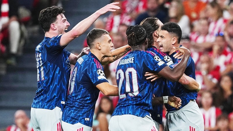 Pháo thủ rất mạnh mẽ và có thể đánh bại bất cứ cái tên nào Pháo thủ rất mạnh mẽ và có thể đánh bại bất cứ cái tên nào