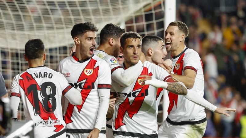 Hay Rayo Vallecano có thể làm được điều tương tự trước Barca Hay Rayo Vallecano có thể làm được điều tương tự trước Barca
