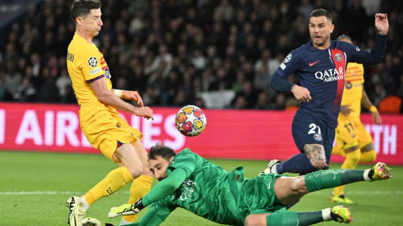 Lần gần nhất Barca vs PSG đối đầu nhau thì đại diện Tây Ban Nha đã ôm hận