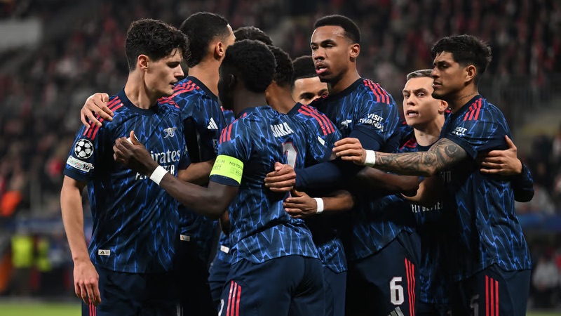 Arsenal vẫn mạnh mẽ và đầy đáng sợ Arsenal vẫn mạnh mẽ và đầy đáng sợ